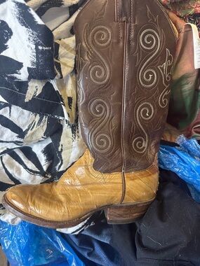 Size 6 Boots
